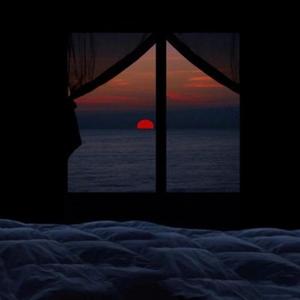 猛男日少女的图片
